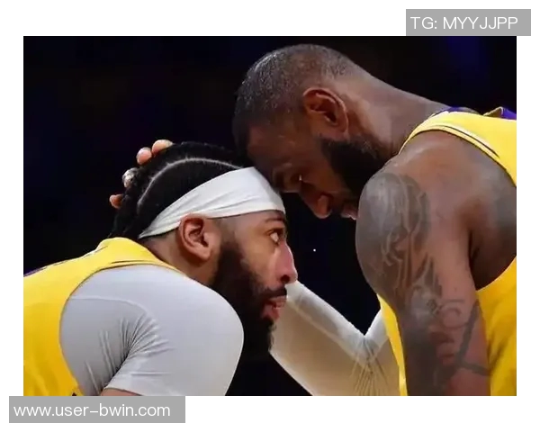 詹姆斯群聊惊呼浓眉被交易浓眉送祝福后选择退出群聊 詹姆斯群聊惊呼浓眉被交易浓眉送祝福后选择退出群聊