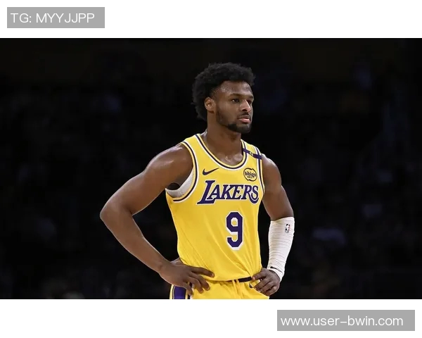 雷迪克称赞布朗尼成长显著G联盟经历助力他的全面提升